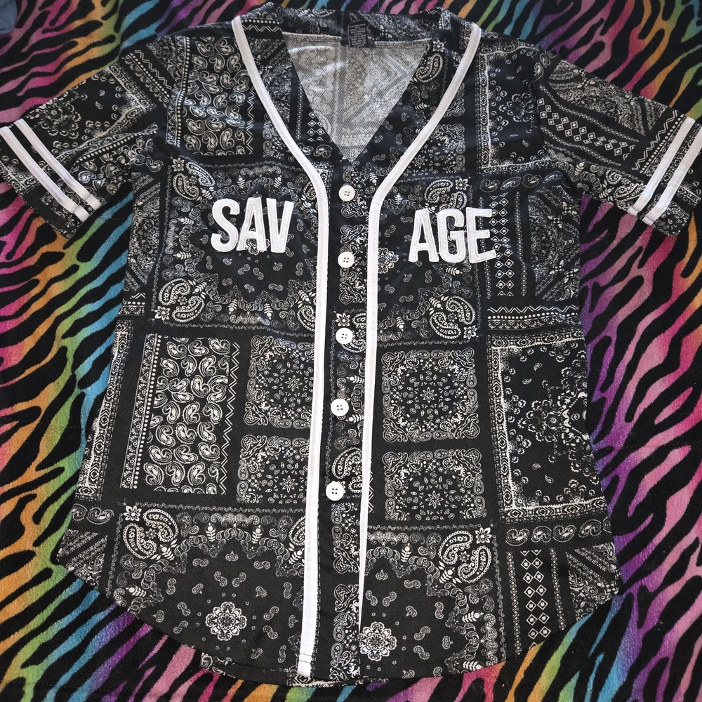 NWOT Rue21 Black and White Paisley Jersey Top